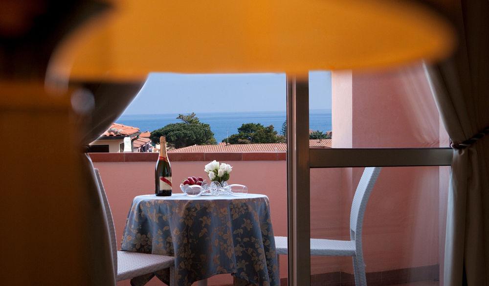 Swiss International Hotel Elba - Il Magnifico Marciana Marina (Isola d'Elba) Exterior photo